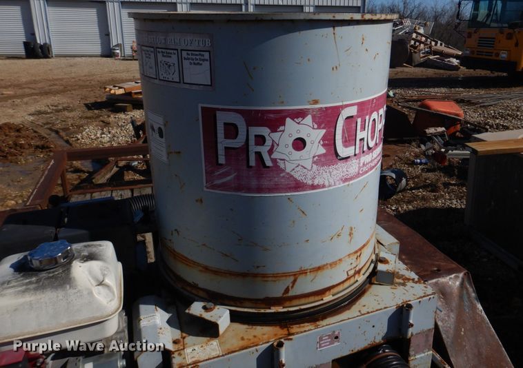 image for item DM7259 Pro-Chopper  straw blower