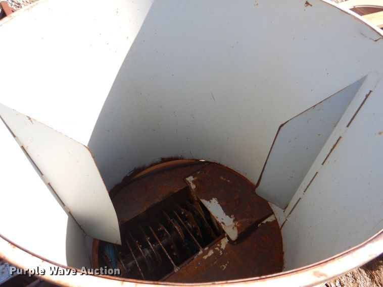 image for item DM7259 Pro-Chopper  straw blower