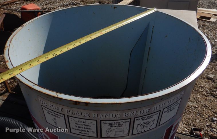 image for item DM7259 Pro-Chopper  straw blower