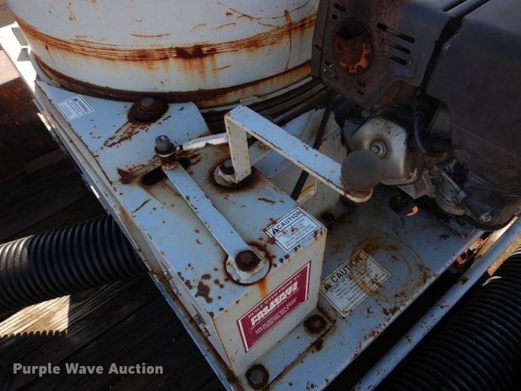 image for item DM7259 Pro-Chopper  straw blower