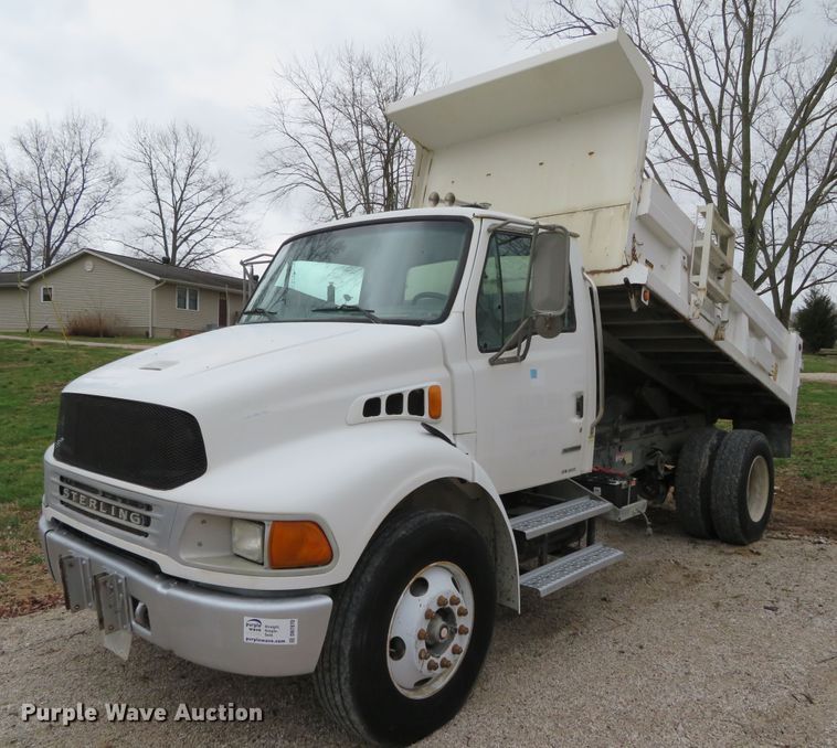 image for item DN7870 2001 Sterling Aceterra  dump truck