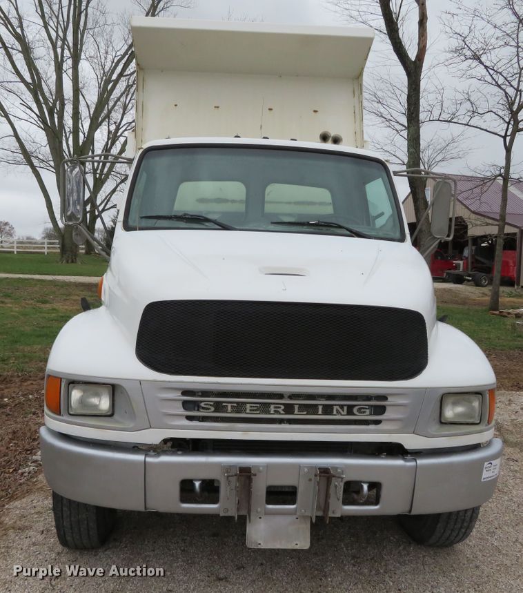 image for item DN7870 2001 Sterling Aceterra  dump truck