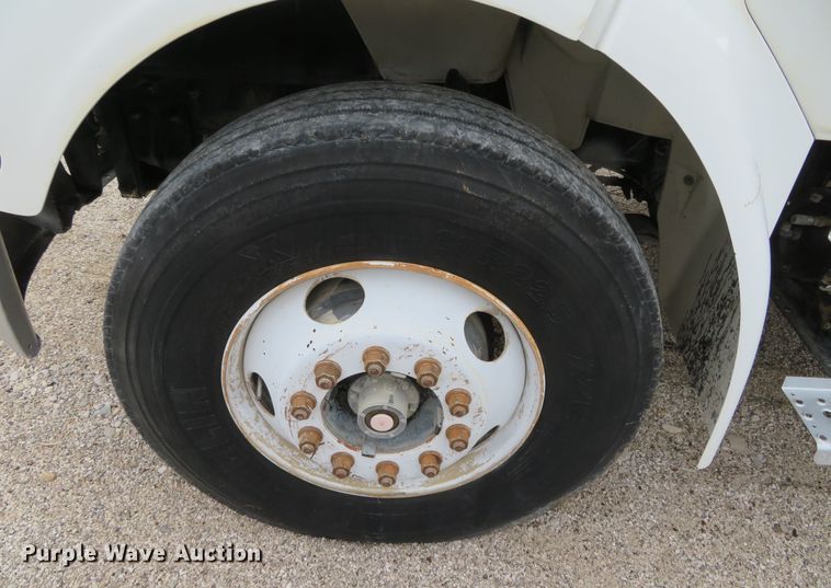 image for item DN7870 2001 Sterling Aceterra  dump truck