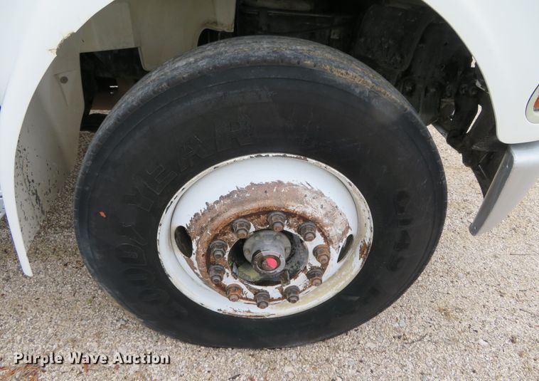 image for item DN7870 2001 Sterling Aceterra  dump truck