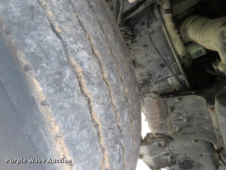 image for item DN7870 2001 Sterling Aceterra  dump truck