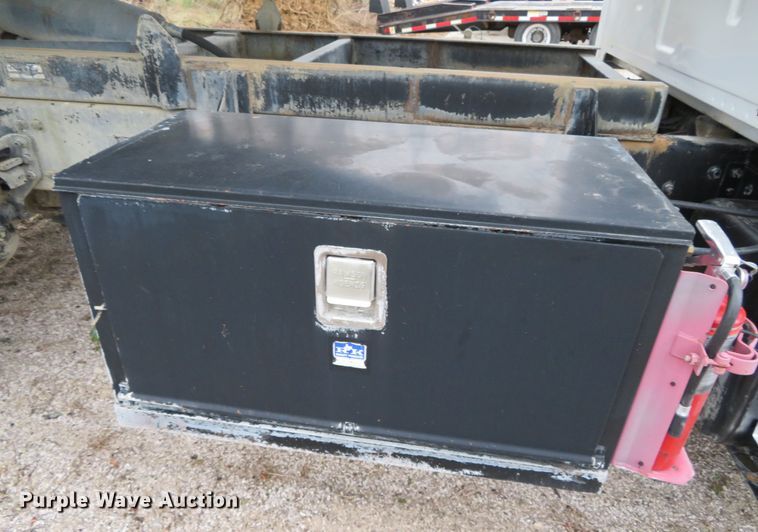 image for item DN7870 2001 Sterling Aceterra  dump truck