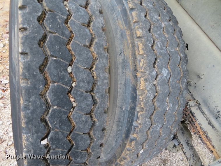 image for item DN7870 2001 Sterling Aceterra  dump truck