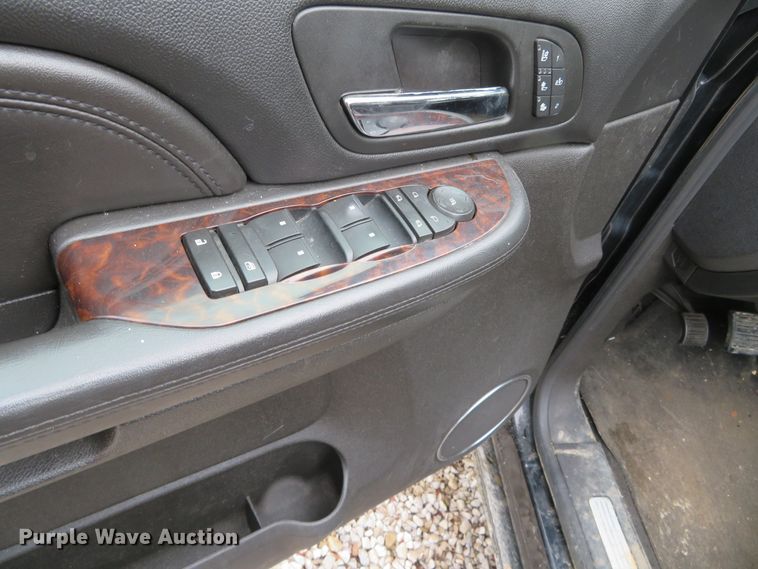 image for item DN7936 2009 GMC Yukon Denali XL  SUV