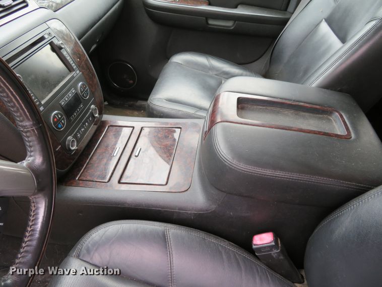 image for item DN7936 2009 GMC Yukon Denali XL  SUV