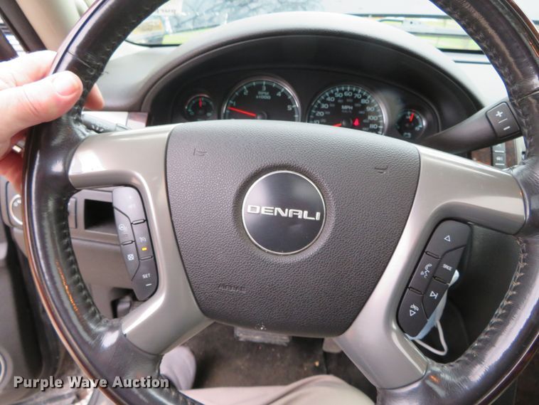 image for item DN7936 2009 GMC Yukon Denali XL  SUV