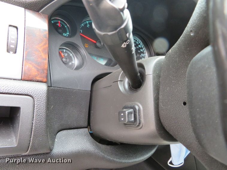 image for item DN7936 2009 GMC Yukon Denali XL  SUV