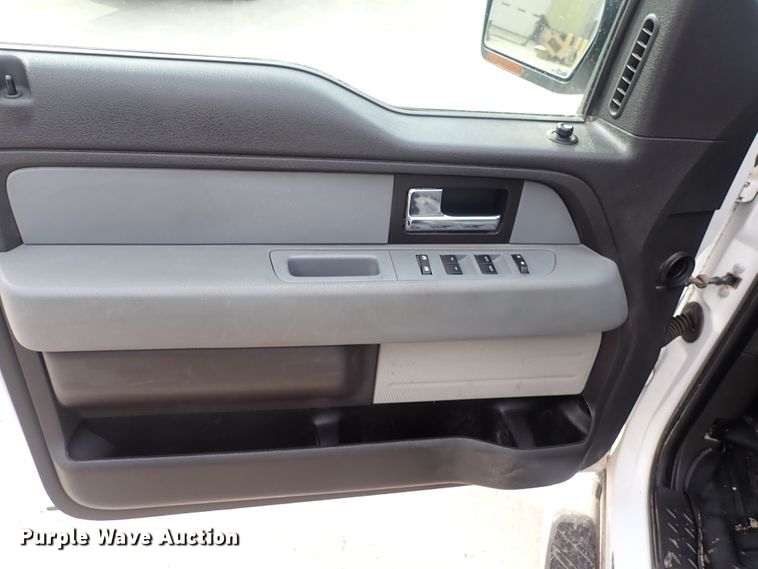 image for item DP4517 2014 Ford F150  SuperCrew pickup truck