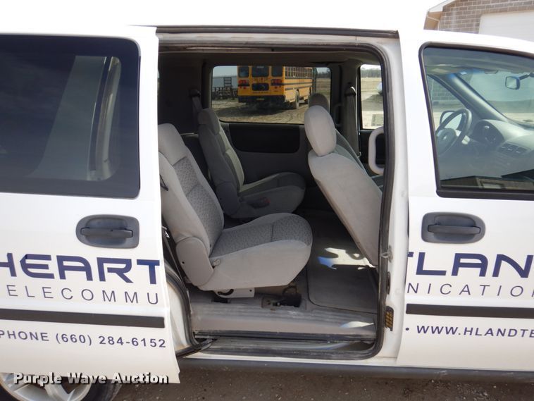 image for item DP5423 2006 Chevrolet Uplander LS  van