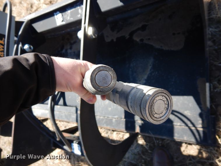 image for item EP9730 Tomahawk 66  skid steer grapple bucket