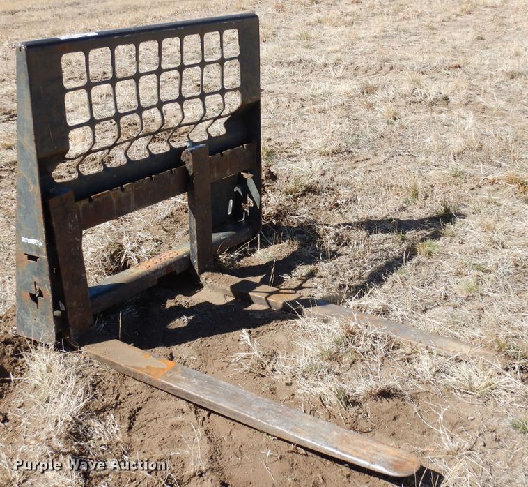 image for item EP9732 Bobcat  47" L skid steer forks