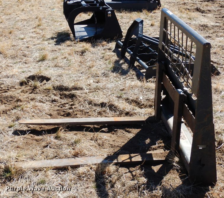 image for item EP9732 Bobcat  47" L skid steer forks