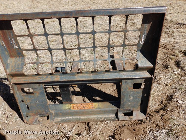 image for item EP9732 Bobcat  47" L skid steer forks