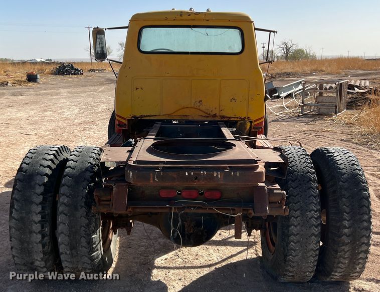 image for item EX9644 1969 International 1600  winch truck