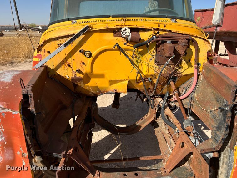 image for item EX9644 1969 International 1600  winch truck