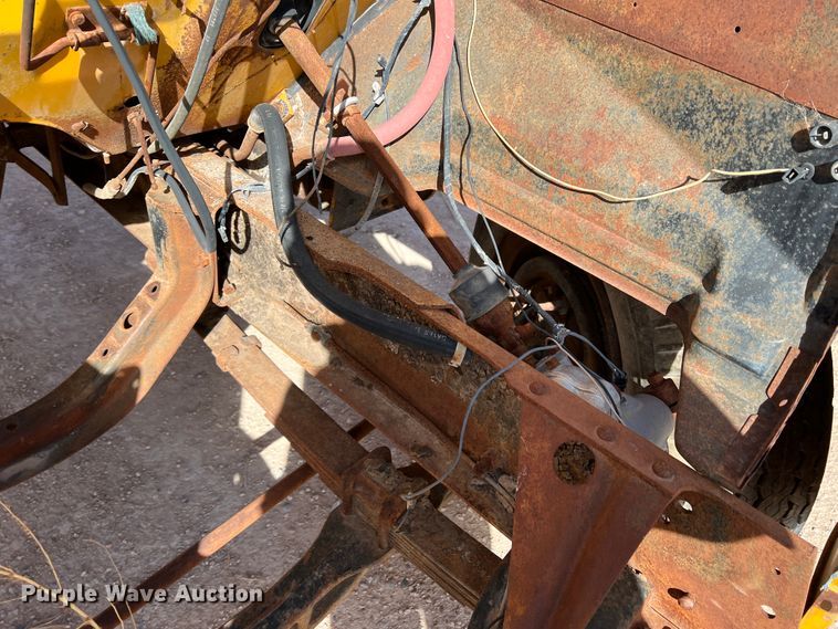 image for item EX9644 1969 International 1600  winch truck