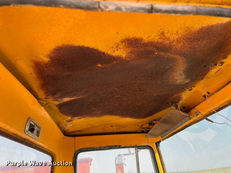 image for item EX9644 1969 International 1600  winch truck