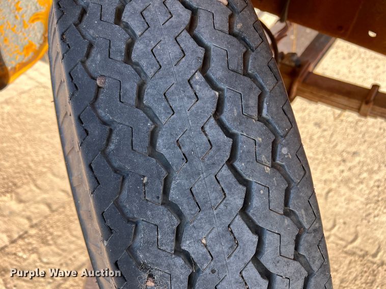 image for item EX9644 1969 International 1600  winch truck