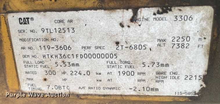 image for item FV9436 1997 Ford LTLS9000  flatbed truck