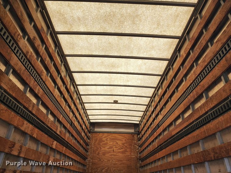 image for item GL9025 2004 Freightliner Business Class M2  box truck