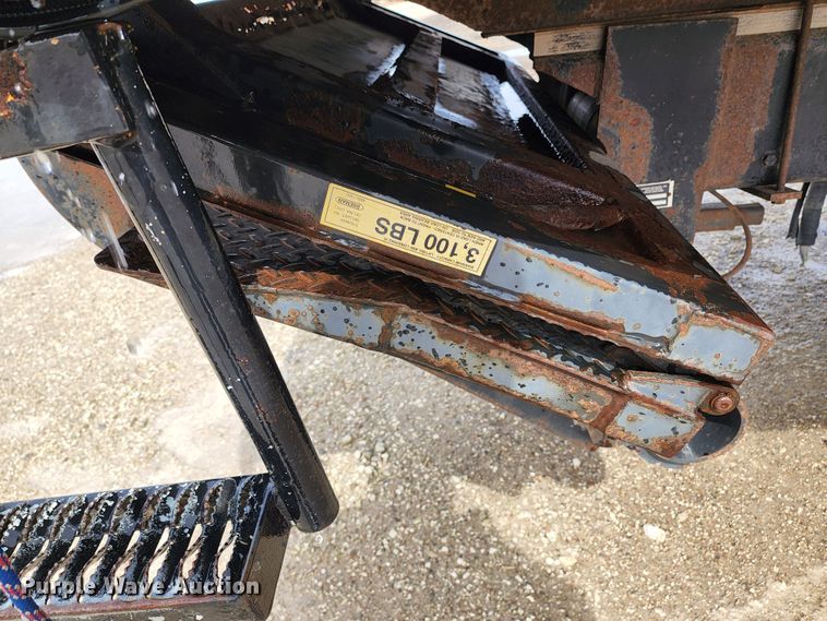 image for item GL9025 2004 Freightliner Business Class M2  box truck