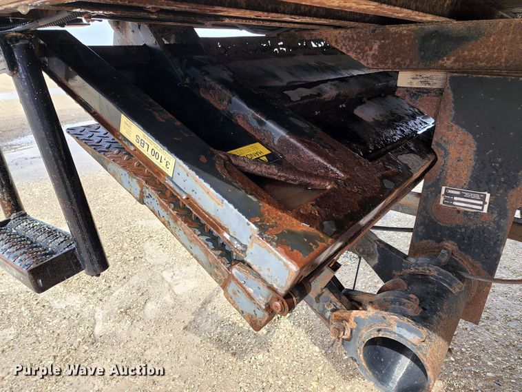 image for item GL9025 2004 Freightliner Business Class M2  box truck