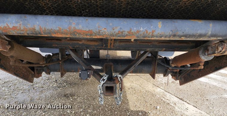 image for item GL9025 2004 Freightliner Business Class M2  box truck