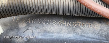 image for item GL9025 2004 Freightliner Business Class M2  box truck