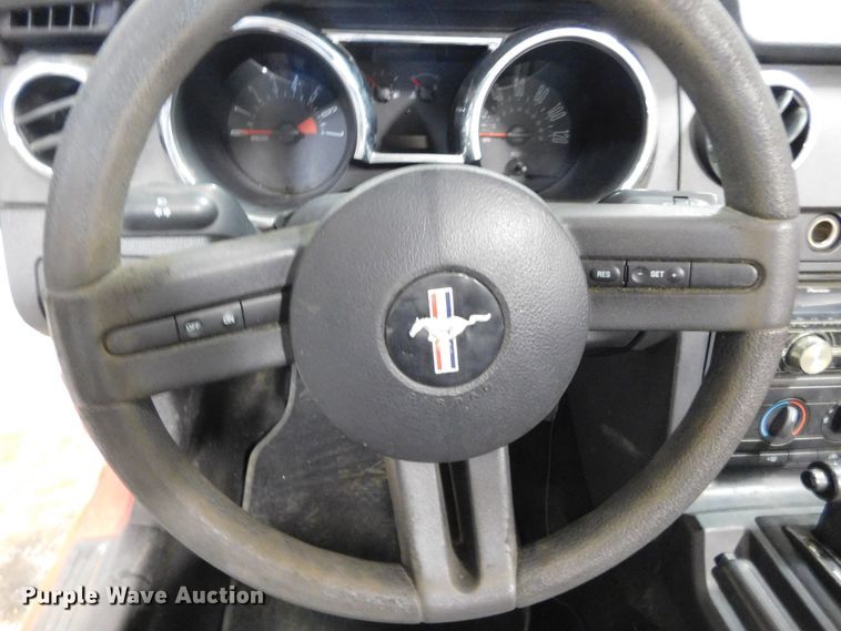 image for item GP9559 2007 Ford Mustang  convertible