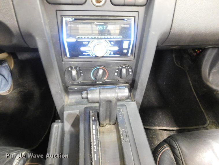 image for item GP9559 2007 Ford Mustang  convertible