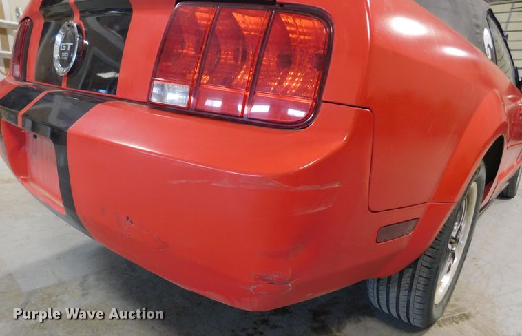 image for item GP9559 2007 Ford Mustang  convertible