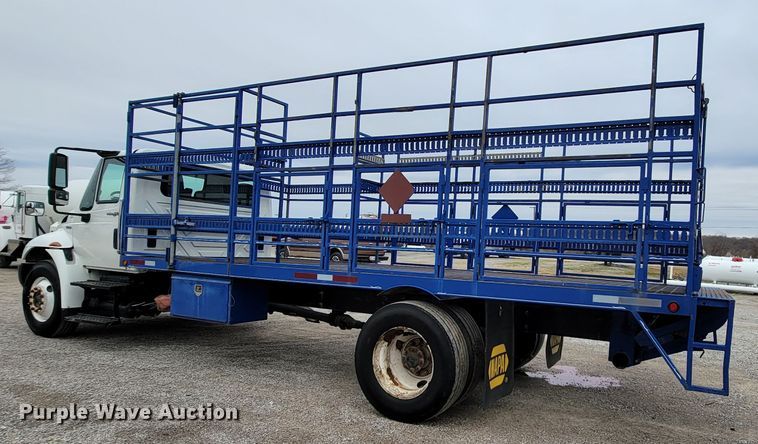image for item HF9315 2008 International 4300  flatbed truck