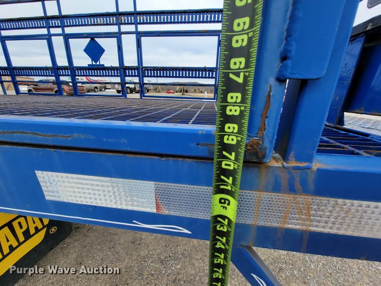 image for item HF9315 2008 International 4300  flatbed truck