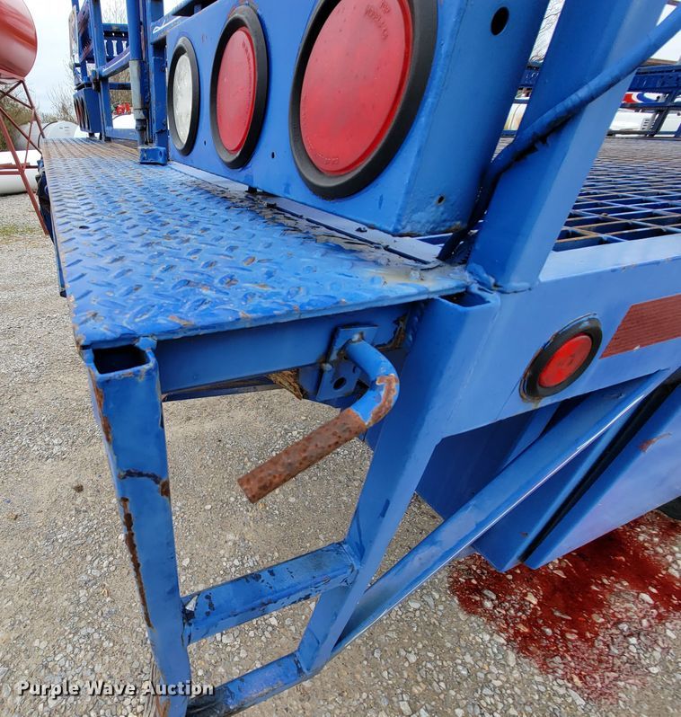 image for item HF9315 2008 International 4300  flatbed truck