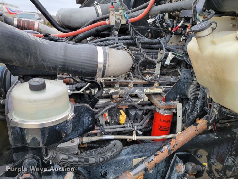 image for item HF9316 2005 Kenworth T300  propane truck