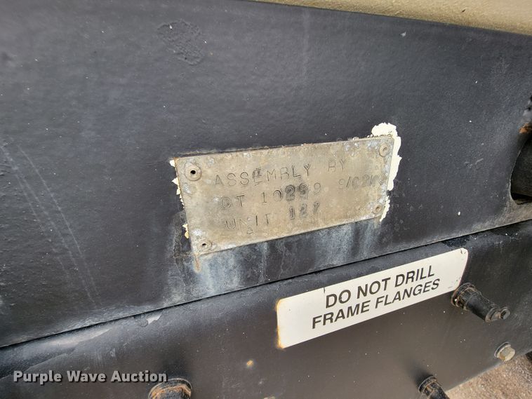 image for item HF9316 2005 Kenworth T300  propane truck