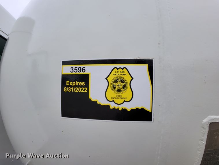 image for item HF9316 2005 Kenworth T300  propane truck