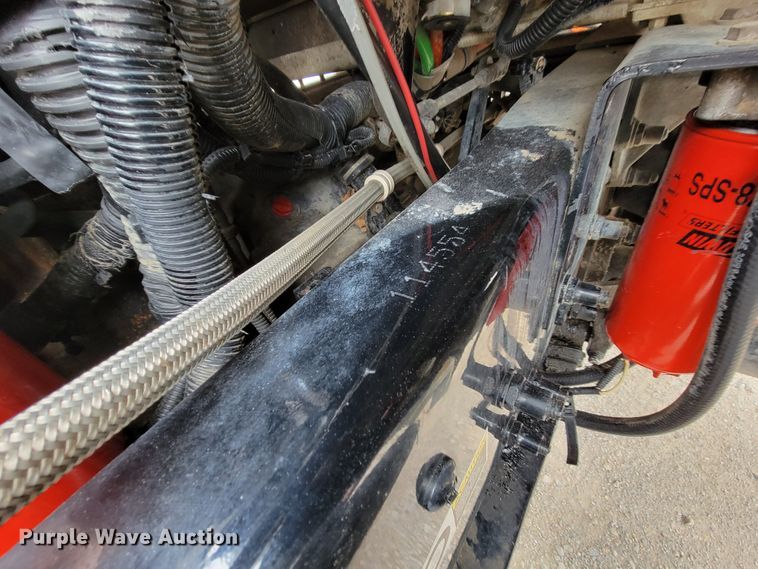 image for item HF9316 2005 Kenworth T300  propane truck