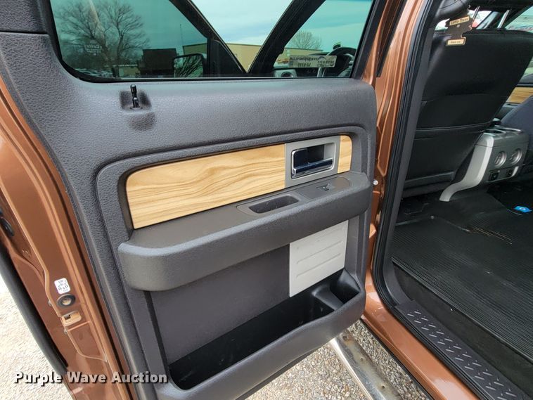 image for item HF9319 2011 Ford F150  SuperCrew pickup truck