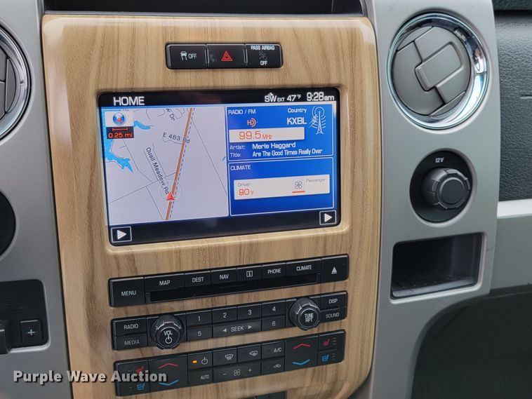 image for item HF9319 2011 Ford F150  SuperCrew pickup truck