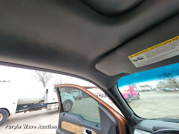 image for item HF9319 2011 Ford F150  SuperCrew pickup truck