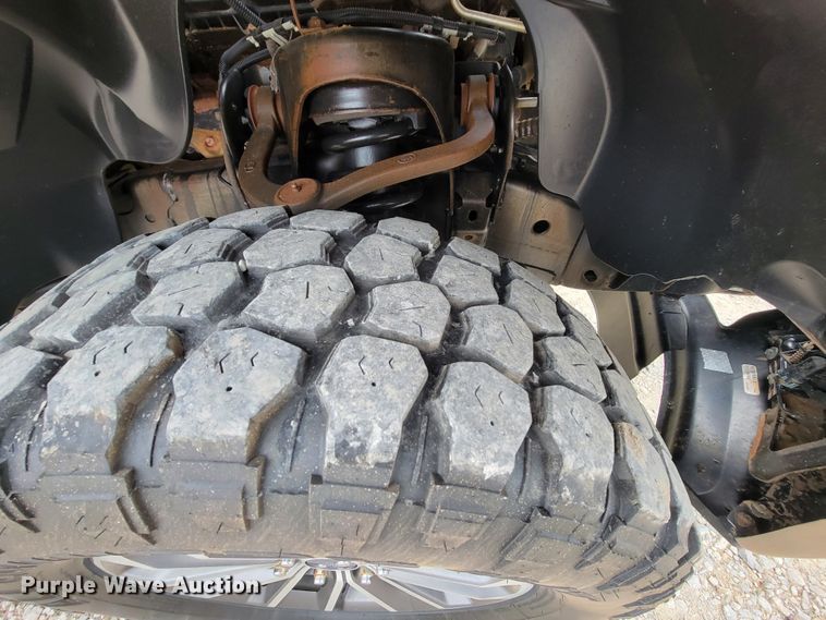 image for item HF9319 2011 Ford F150  SuperCrew pickup truck