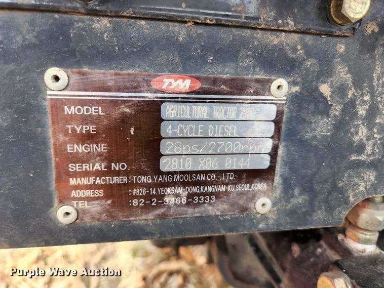 image for item HK9362 2004 Mahindra 2810  MFWD tractor