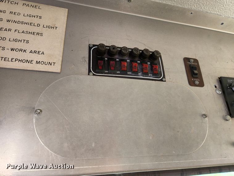 image for item HK9440 1988 Chevrolet P30  delivery truck