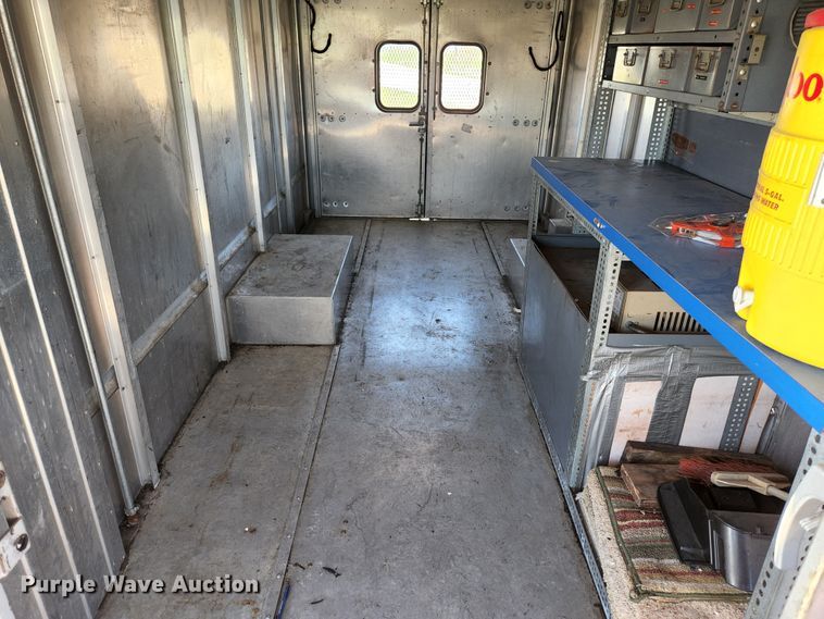 image for item HK9440 1988 Chevrolet P30  delivery truck