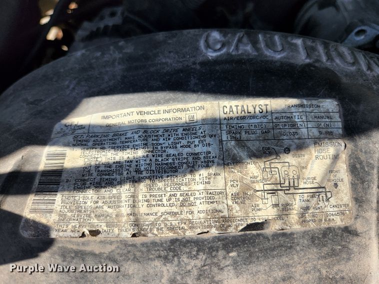 image for item HK9440 1988 Chevrolet P30  delivery truck